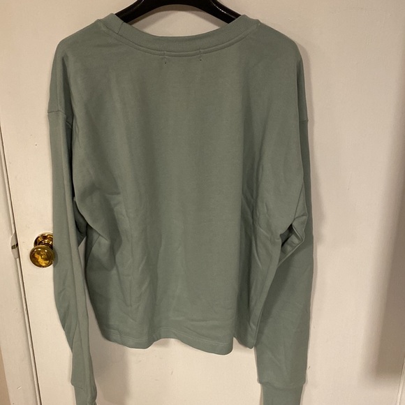 Forever 21 crewneck - Picture 7 of 9